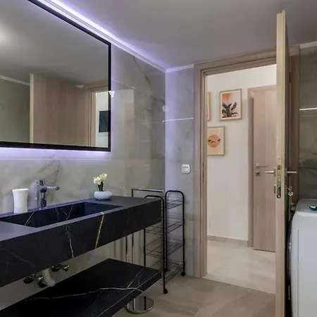 Luxury Four Season By The Sea Apartment Gazi