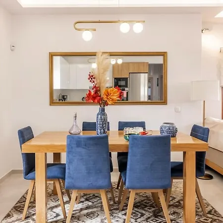 Apartment Luxury Four Season By The Sea